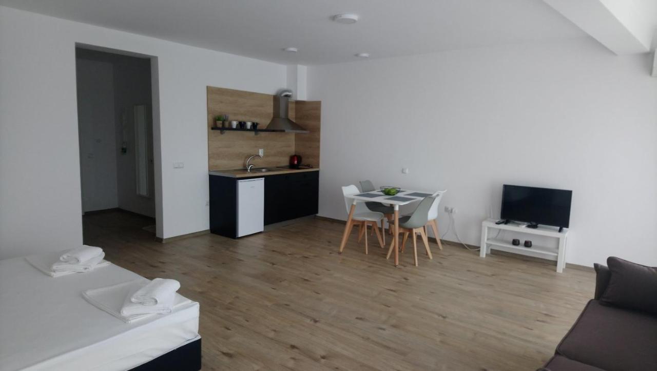 Aparthotel プリモルスコ エクステリア 写真