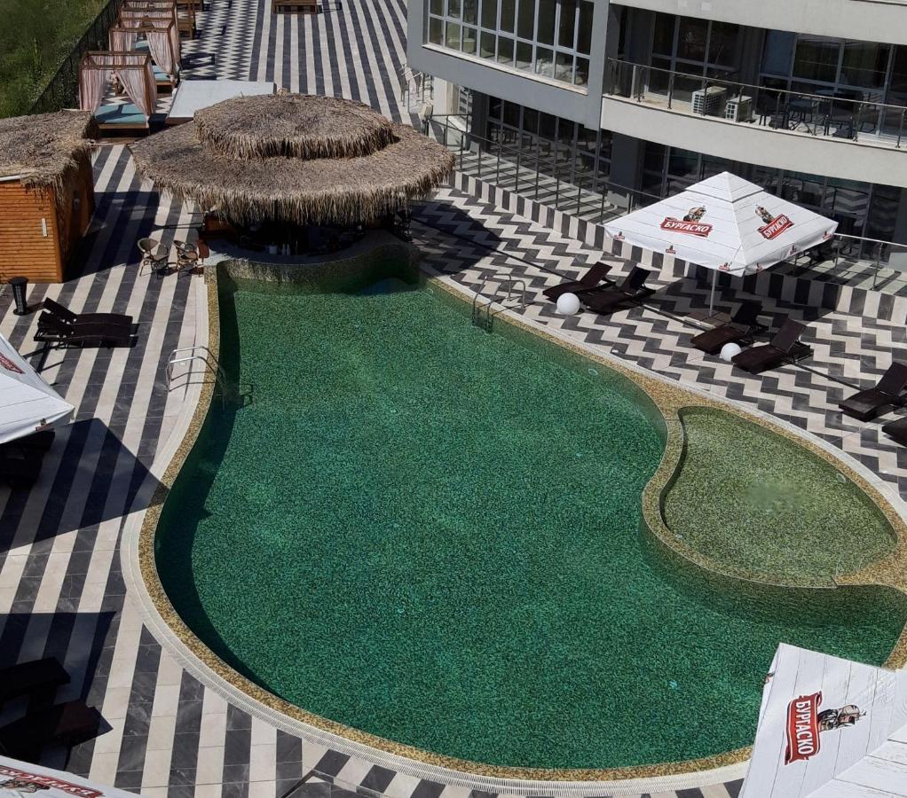Aparthotel プリモルスコ エクステリア 写真