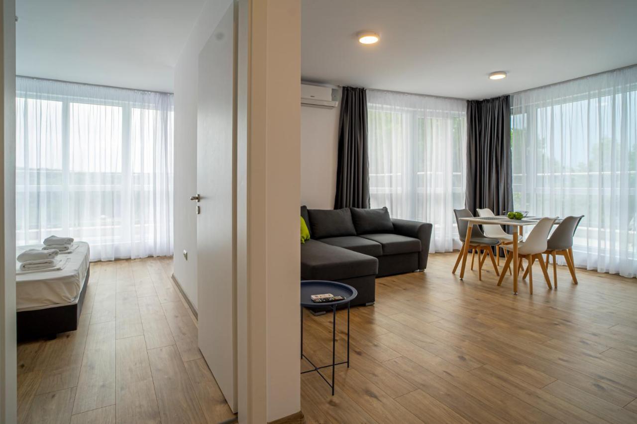 Aparthotel プリモルスコ エクステリア 写真